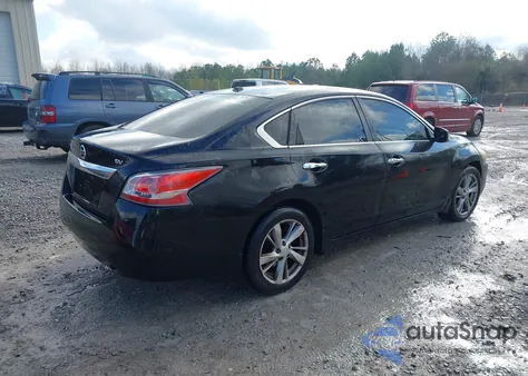 2015 Nissan Altima 2.5 Sv из США, поврежденный, VIN 1N4AL3AP1FC134831